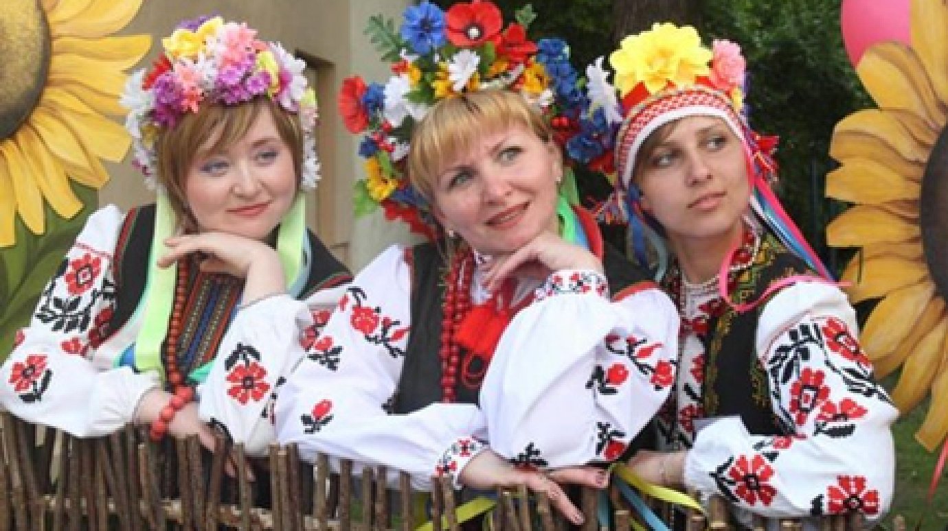 В Кузнецке прошел фестиваль национальных культур