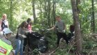 Активисты очистили Ахунский лес от мусора