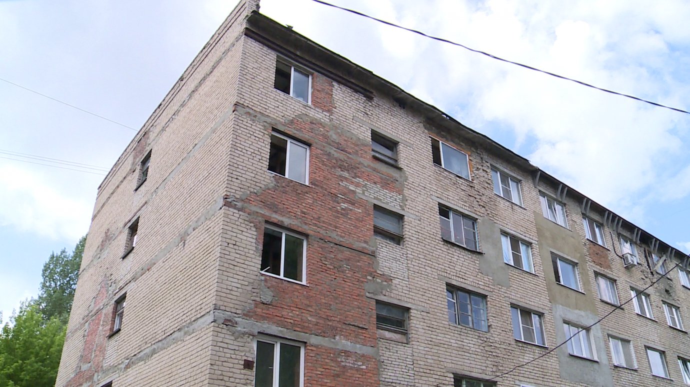 Процесс разрушения пятиэтажки на улице Кулибина продолжается