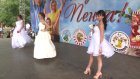 Пензячки примерили свадебные платья на фестивале «Сурская невеста»
