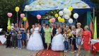 День семьи в Кузнецке отметили городским фестивалем молодоженов