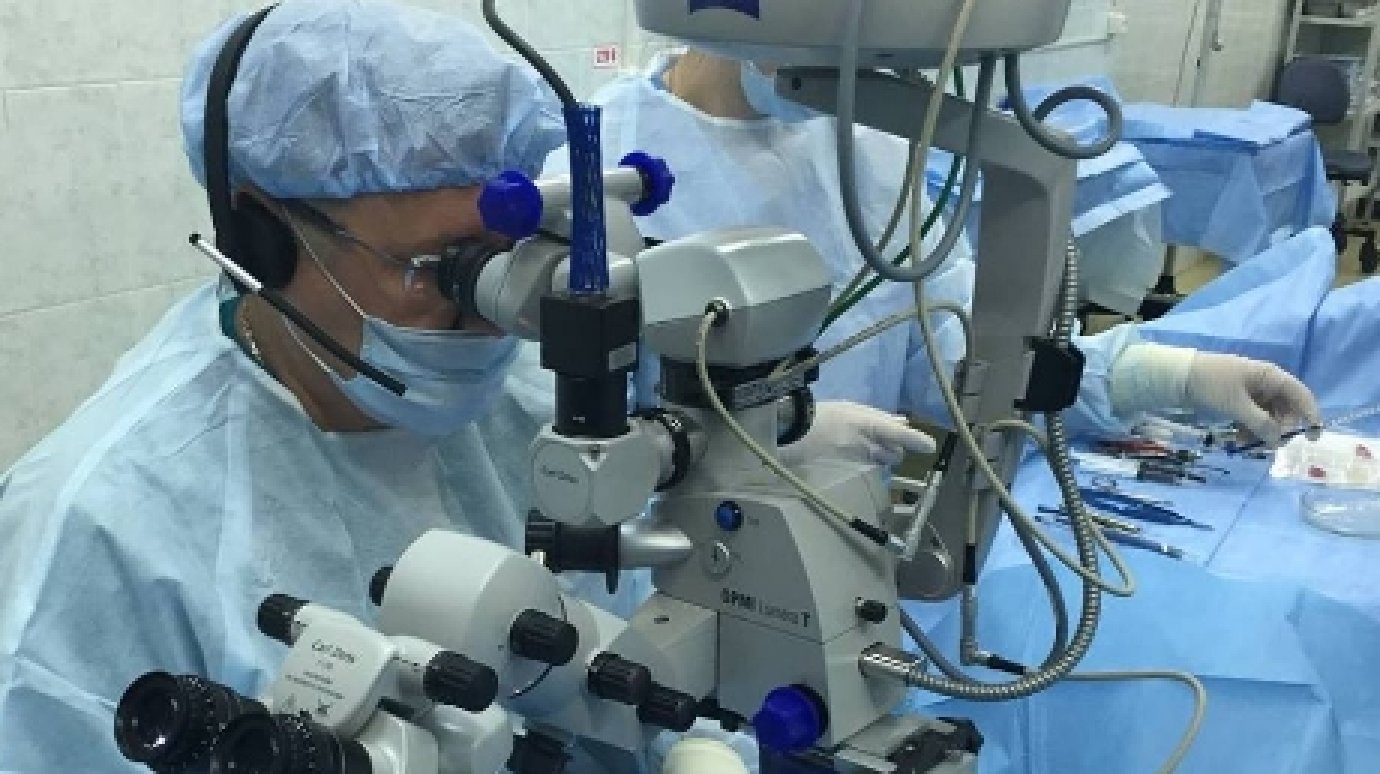 Рашид Галеев провел мастер-класс для офтальмологов со всей России