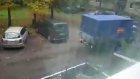 Жители улицы Ульяновской борются за парковочные места во дворе