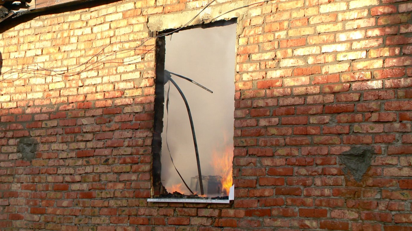 В Кондоле более 20 человек остались без крова из-за пожара