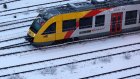 Снеговик на путях причинил ущерб поезду в Германии
