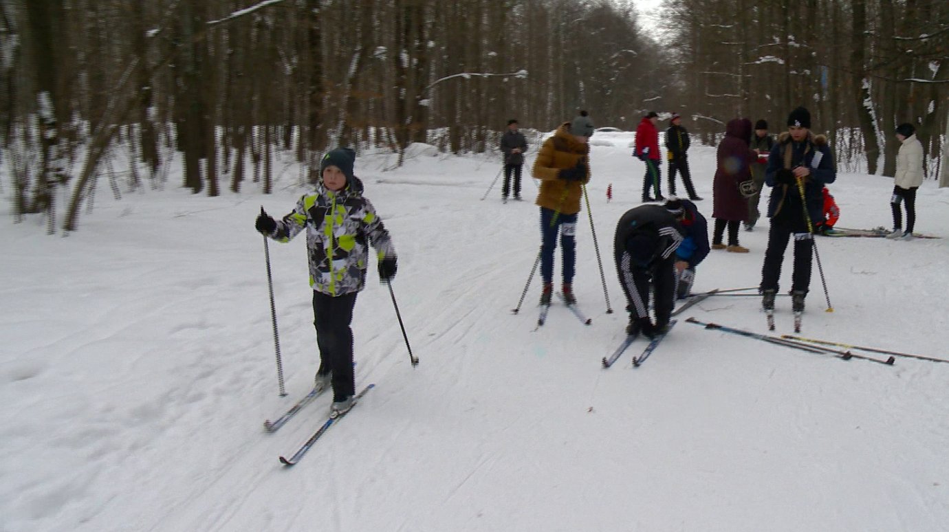 19 команд приняли участие в соревнованиях по технике лыжного туризма