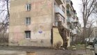 Коммунальщики спилили опасное дерево на улице Фурманова