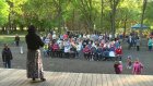 Ольга Козырева устроила уличный концерт в арбековском парке
