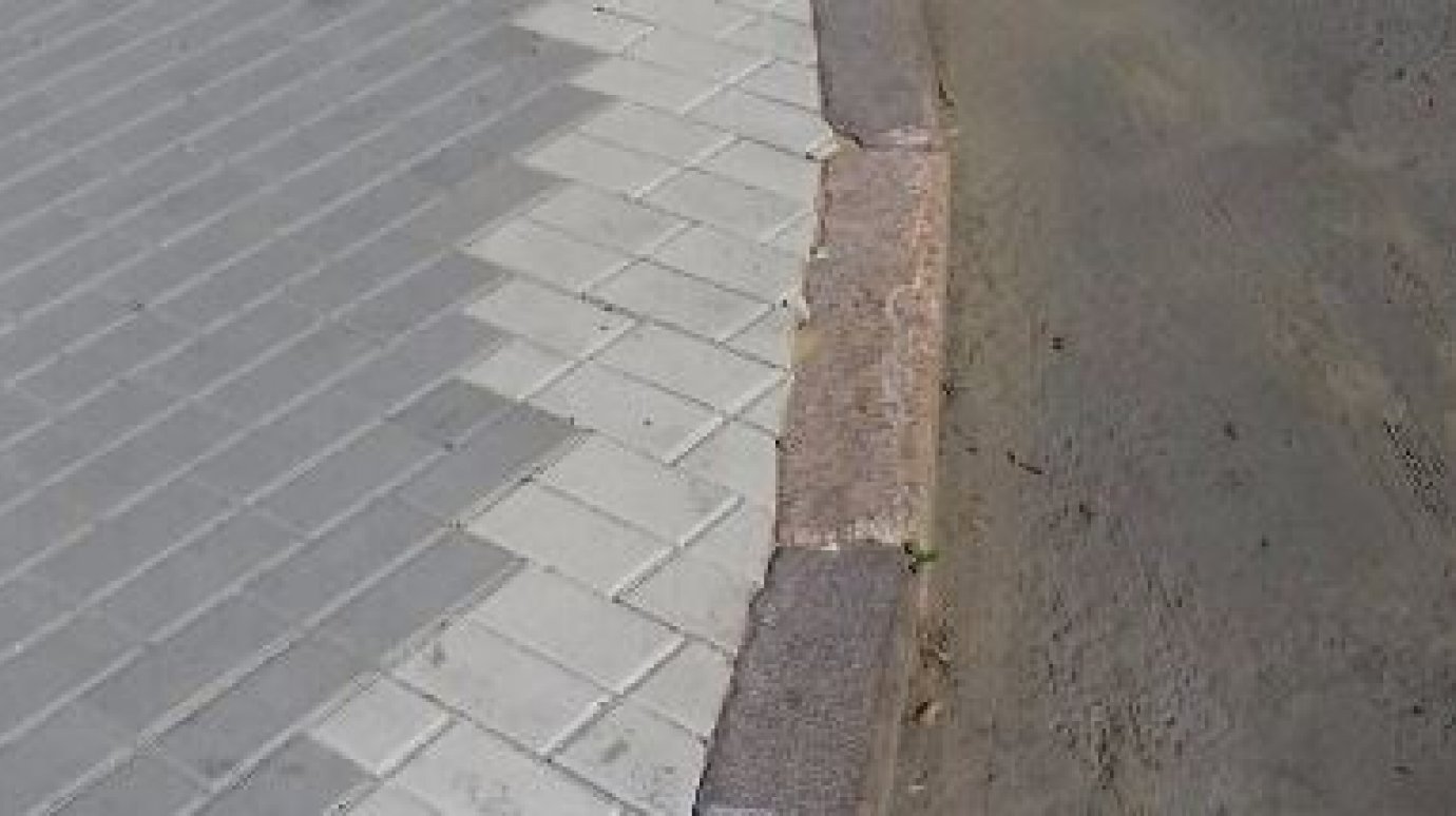 Пензенец удивлен укладкой плитки на улице Кирова