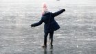 Житель Кузнецка спас провалившуюся под лед девочку