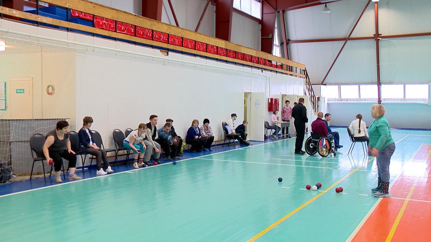 В Пензе прошел турнир по бочче среди спортсменов с инвалидностью
