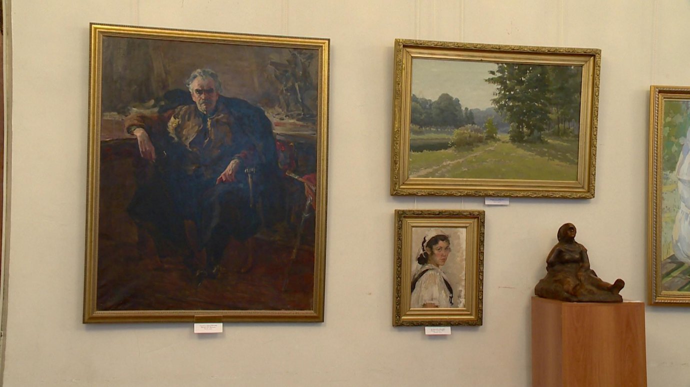 В Пензе открылась выставка к 120-летию художественного училища