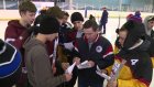 В Пензе прославленные хоккеисты встретились с юными спортсменами