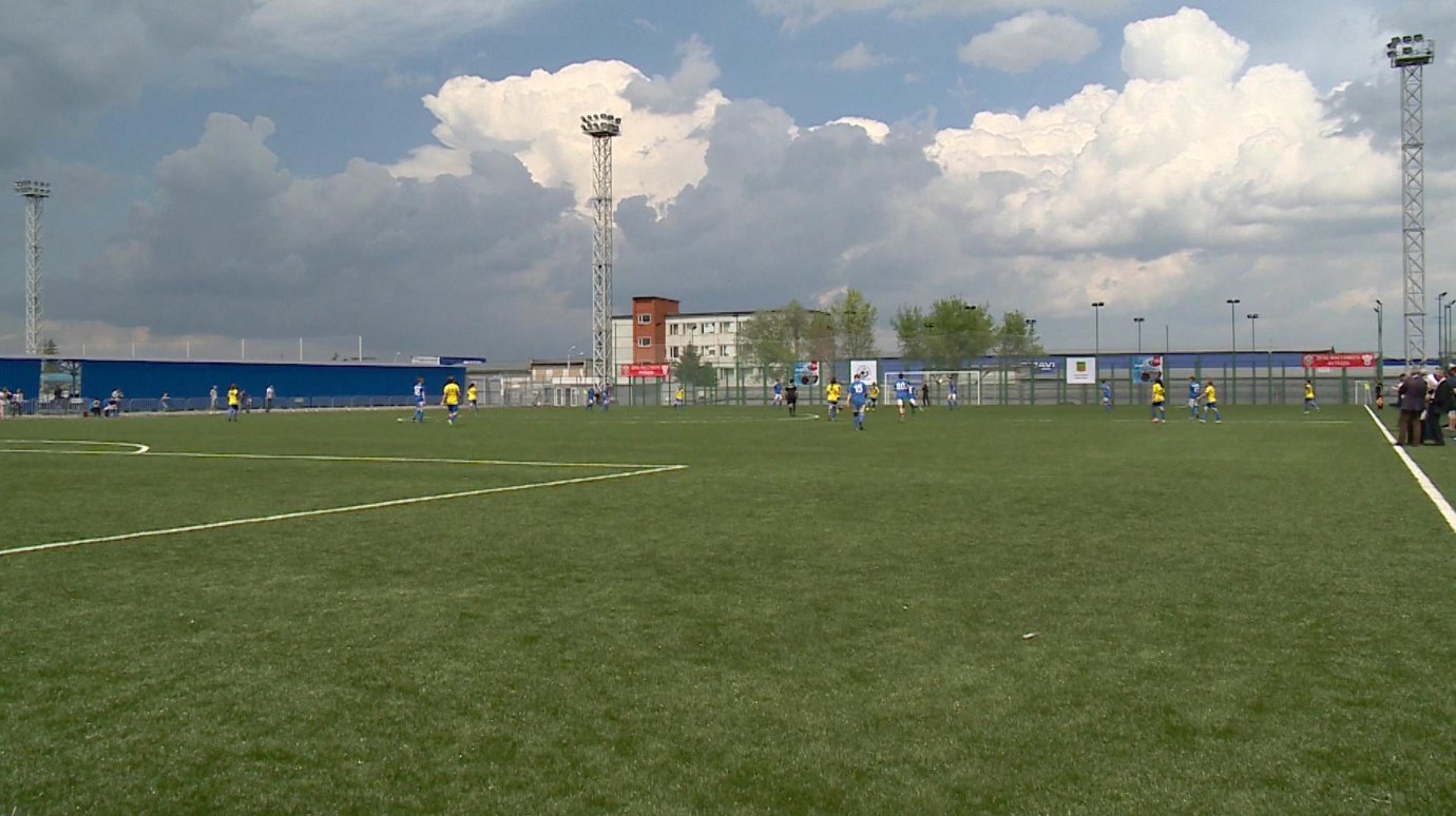 В Пензе на стадионе «Зенит» стартовал суточный футбольный матч