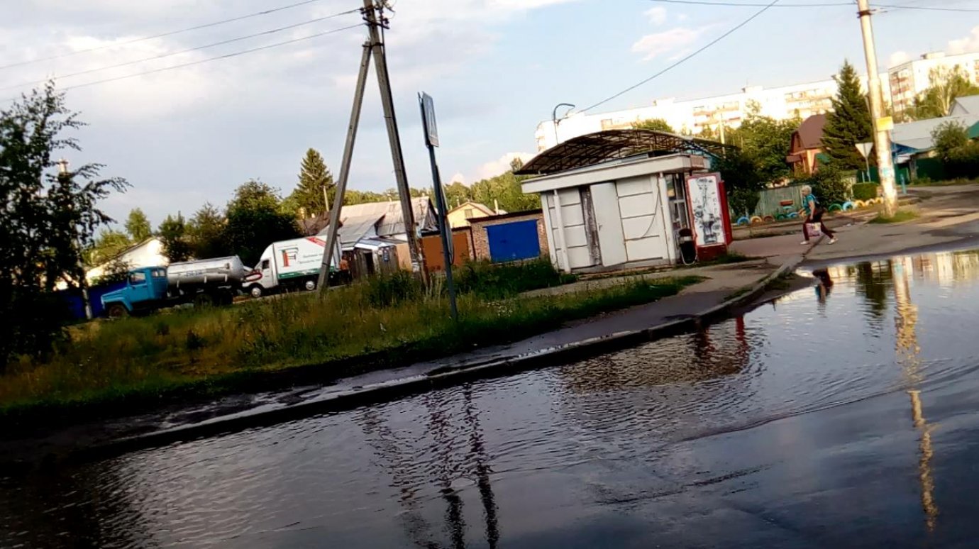 Пензенец пожаловался на залитую после дождя дорогу на ул. Клары Цеткин