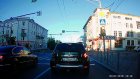 В Пензе на улице Свердлова водитель Renault проехал на красный свет
