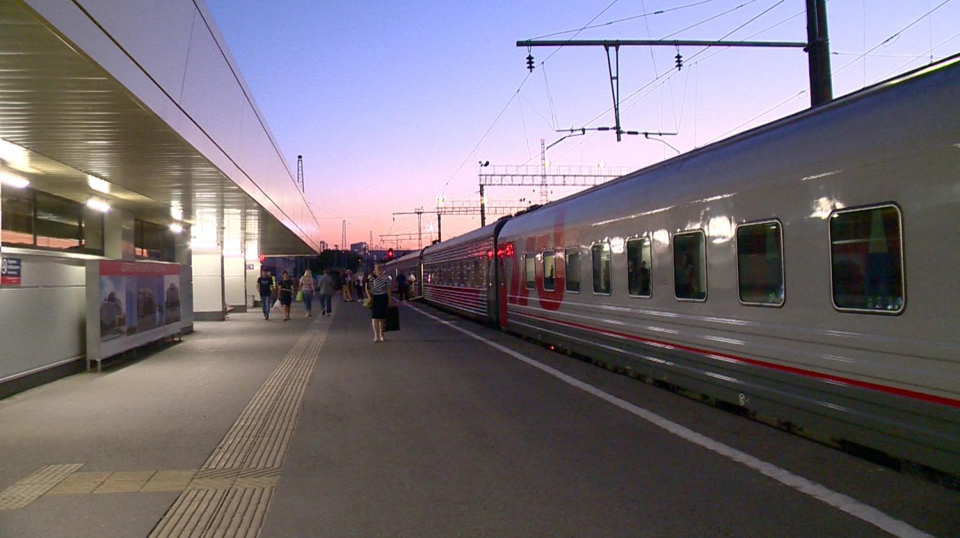 На станции Пенза-I поезд «Сура» проводили «Прощанием славянки»