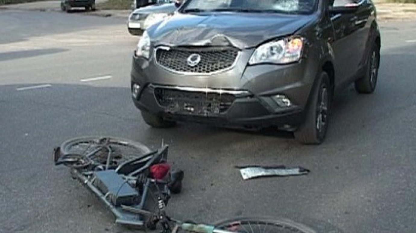 В Заречном мотовелосипедист получил тяжелые травмы после наезда иномарки