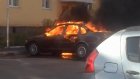 На улице Чапаева в Пензе полностью сгорел автомобиль Opel Vectra