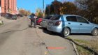 На улице Тернопольской демонтировали незаконные парковочные столбики
