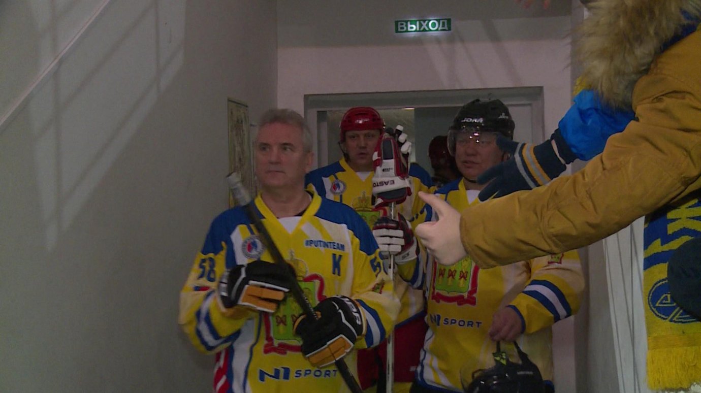 Пензенские чиновники сыграют в хоккей с известными журналистами