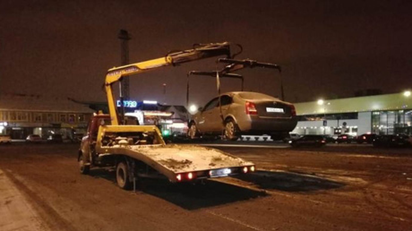 В Пензе при уборке снега отправили на штрафстоянку четыре автомобиля
