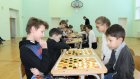 Следственное управление организовало для подростков турнир по шашкам