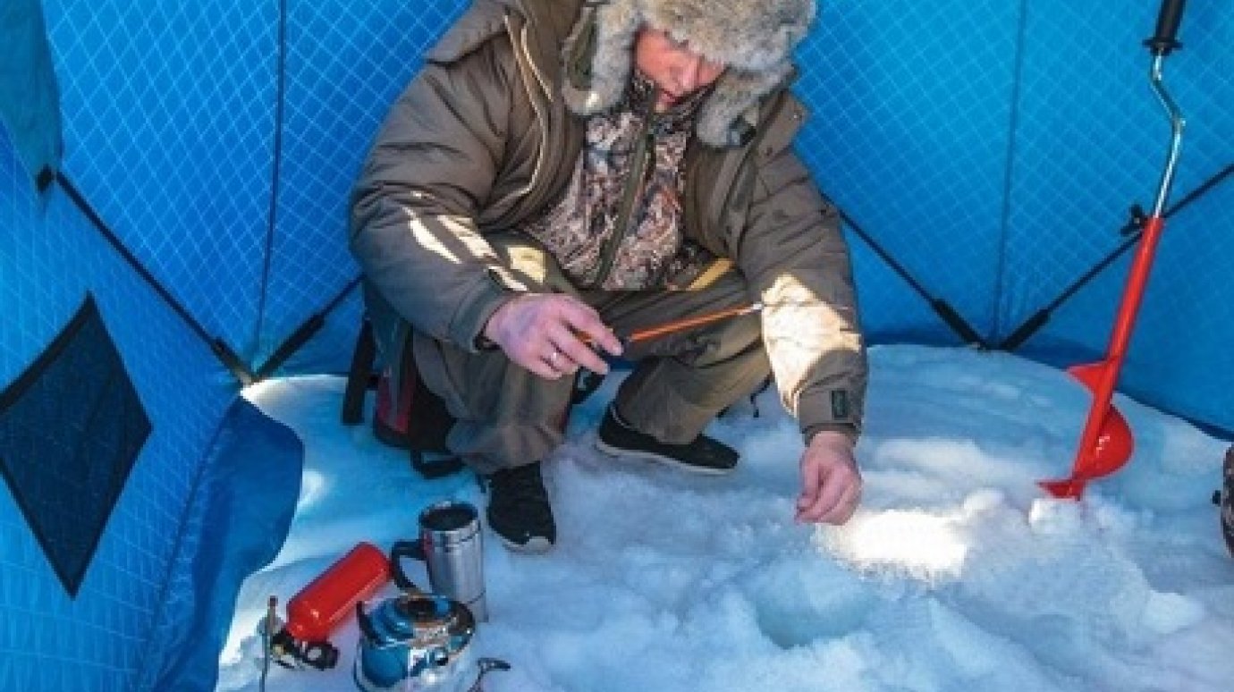 Пензенские рыбаки рискуют жизнью, используя в палатках газовые горелки