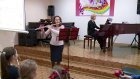 Дуэт педагогов школы искусств отметил юбилей концертом «В кругу друзей»