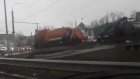 На улице Терновского ДТП с тягачом и мусоровозом спровоцировало затор