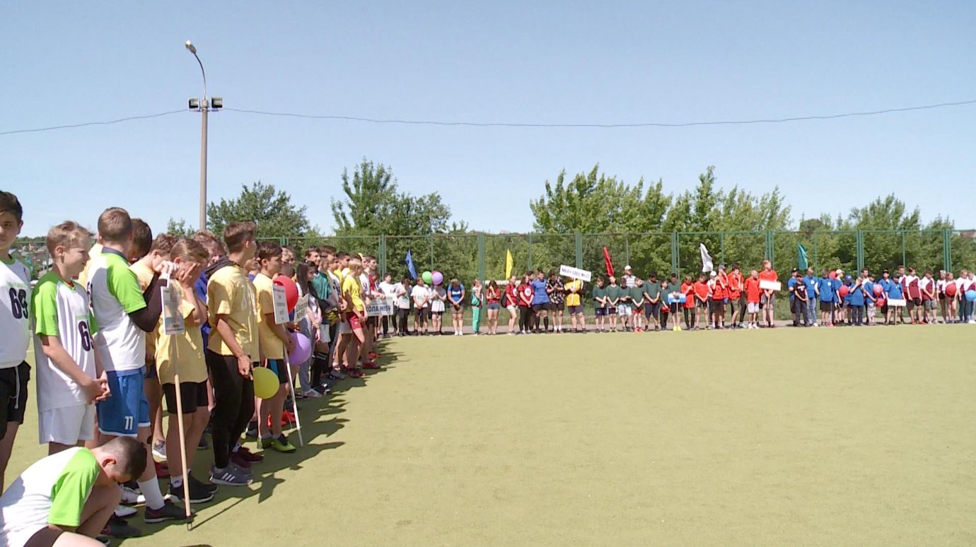 Школьники Первомайского района начали борьбу за футбольный кубок
