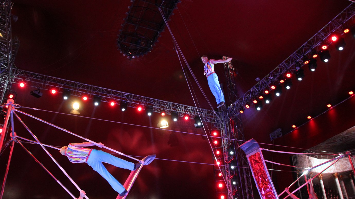 Пензенцев приглашают на незабываемое представление Цирка Руссо