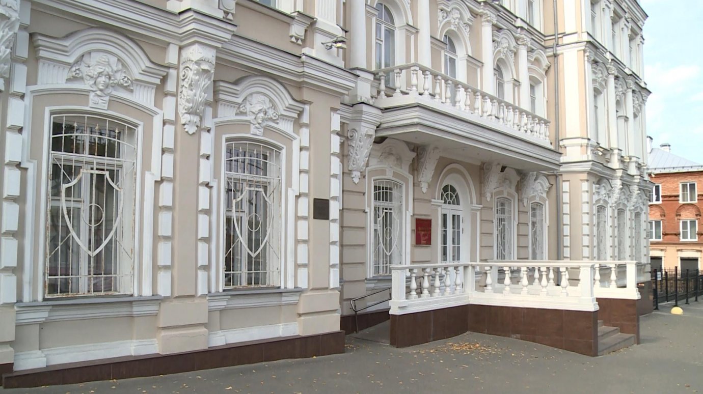В Пензе с отчисленного студента взыскали почти 200 000 рублей