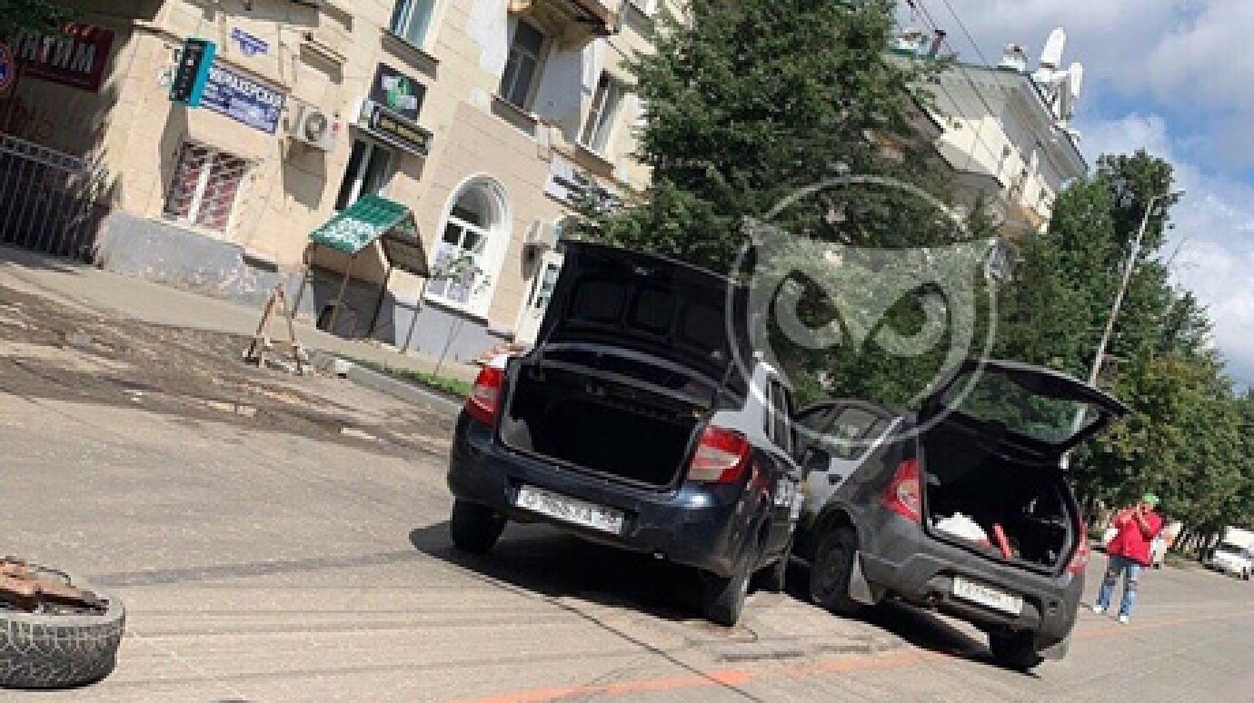 В Пензе произошла очередная авария с участием двух такси