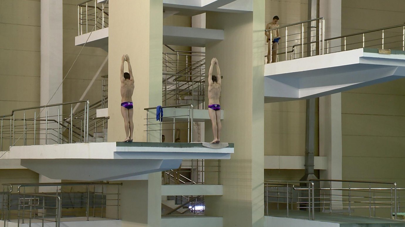В Пензе озвучили первые результаты соревнований по прыжкам в воду