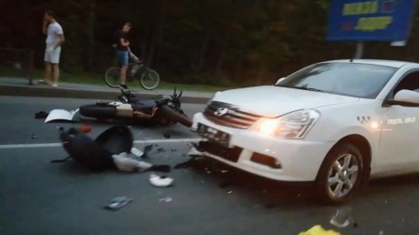 В ДТП с мотоциклом у «Дизель-Арены» пострадал 18-летний пешеход