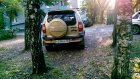 На улице Мира водитель «Нивы-Шевроле» припарковался на газоне