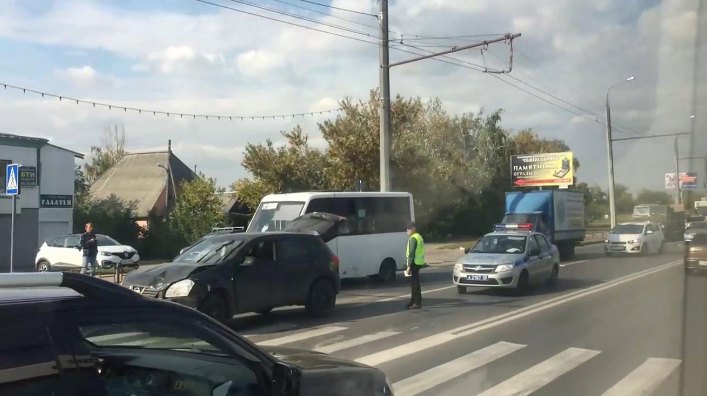 В Пензе из-за ДТП на улице Терновского образовалась пробка