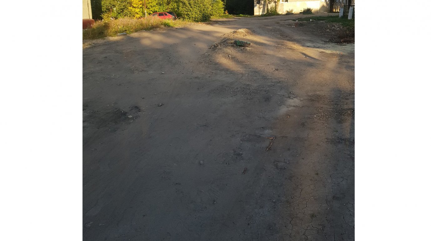 В Кузнецке строительная техника уничтожила дорогу на ул. Осипенко