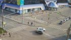 Момент столкновения Renault и ВАЗа в Пензе зафиксировала видеокамера