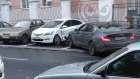 На улице Чкалова иномарка въехала в припаркованный Solaris
