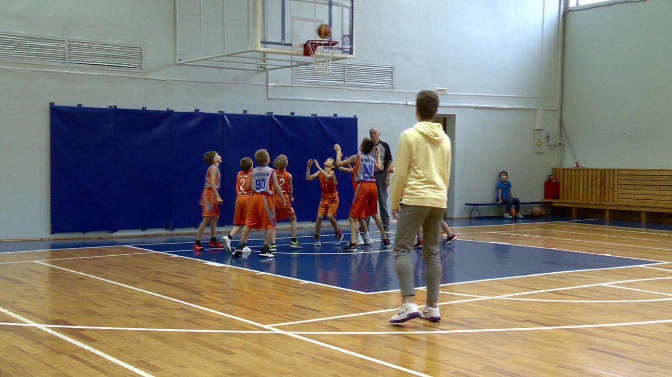 В Пензу на турнир «Осенние зайцы» съехались юные баскетболисты