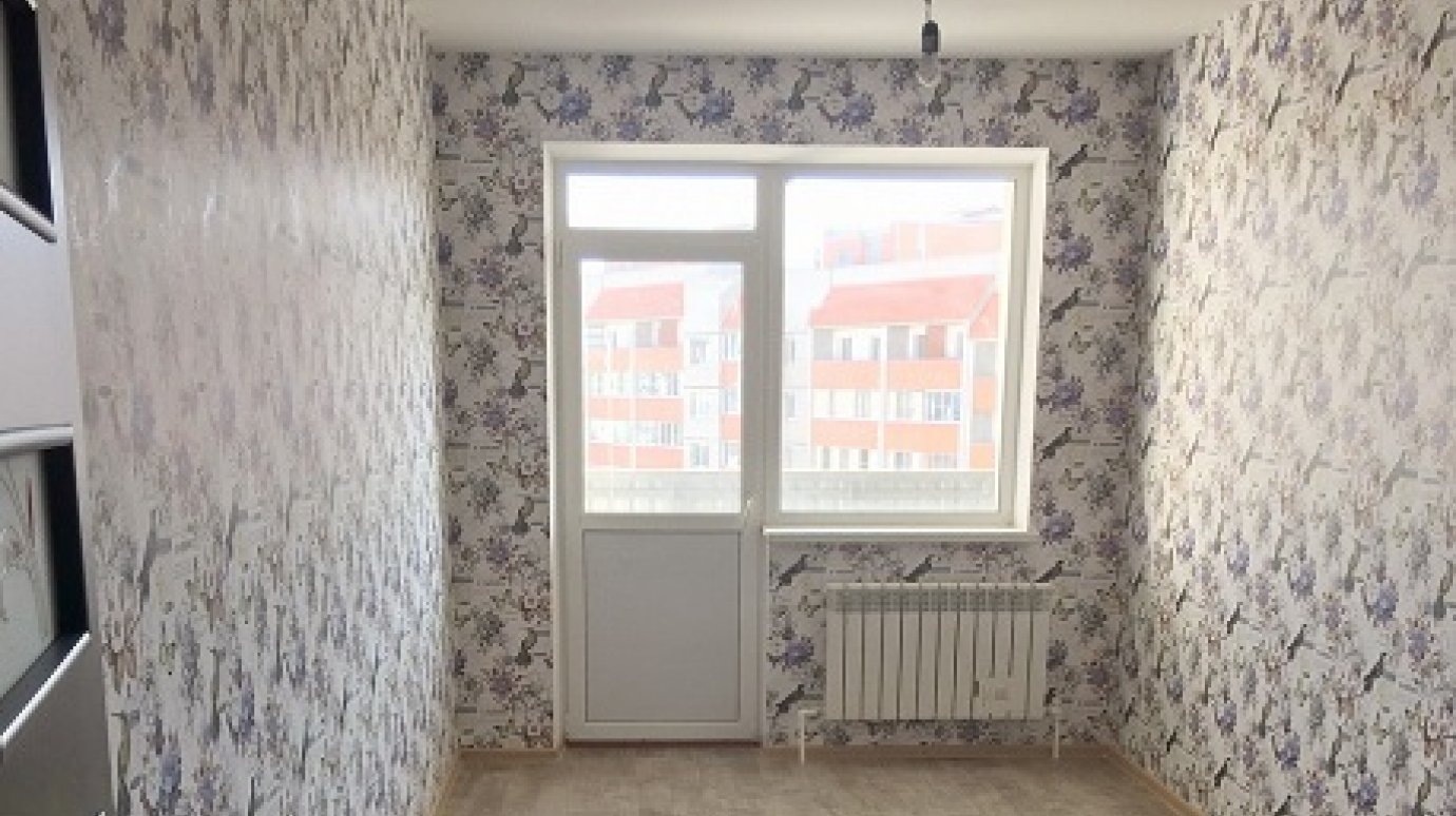 8 кузнецких семей переехали из аварийного жилья в новые квартиры