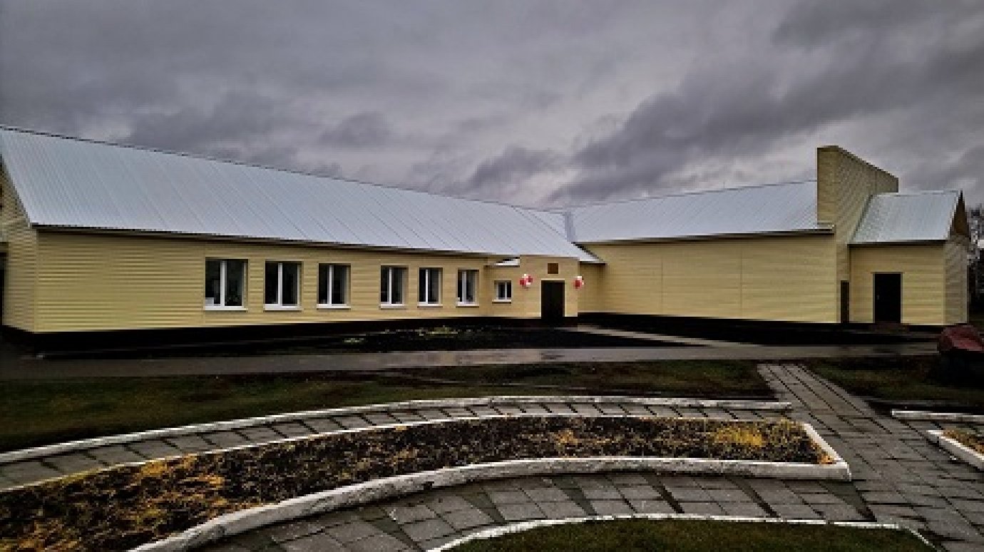 В Башмаковском районе после капремонта открылся Дом культуры