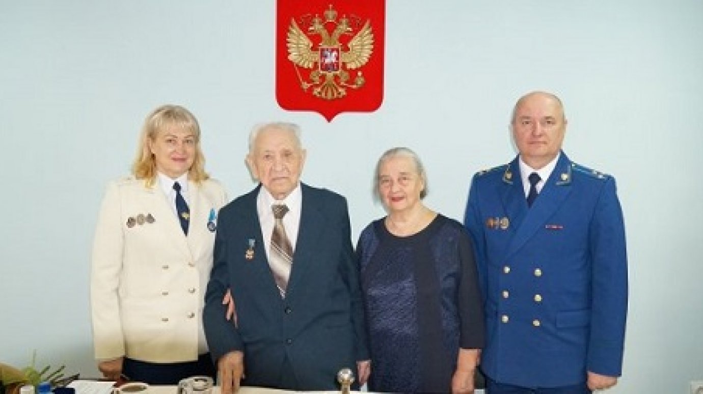 В Пензенской области ветерану органов прокуратуры исполнилось 100 лет