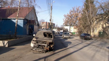 u bani 3 poltora mesyaca stoit