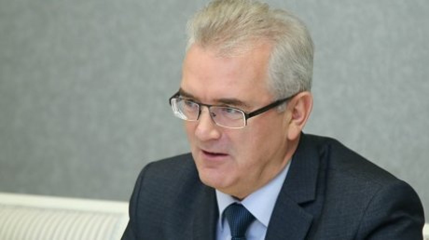 Иван Белозерцев назвал позором работу чиновников мэрии с пензенцами
