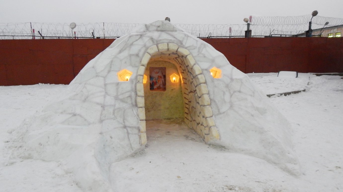 Пензенские осужденные сражаются за победу в конкурсе ледяных скульптур