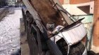 В Пензе грузовик оказался внутри ограды у дома на ул. Володарского
