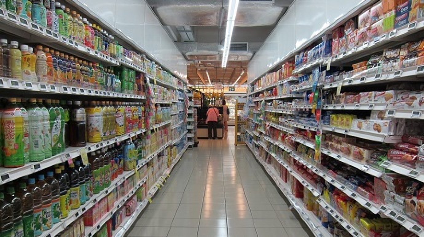 А. Бурлаков: На складах есть месячный запас товаров, а сахара - двухгодичный